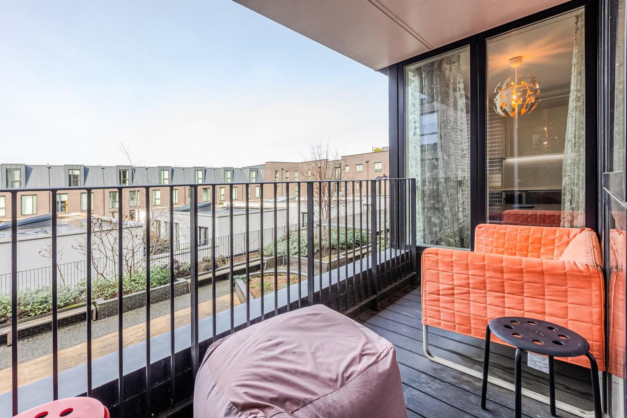 Bright 1 Bdr With Terrace & Great Travel Links